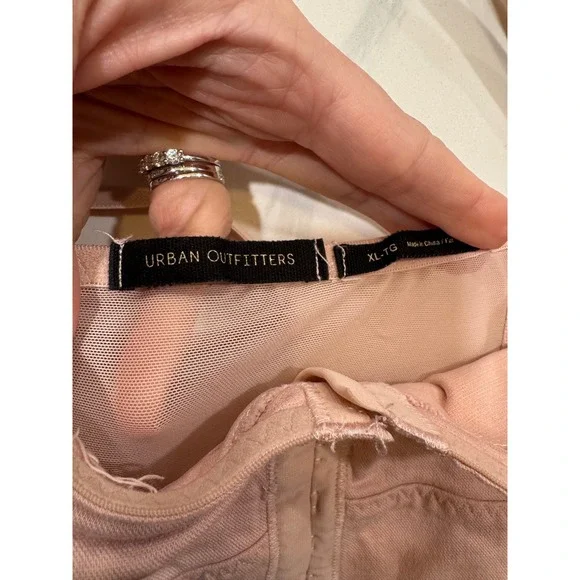 Urban Outfitters Pink Corset Style Camisole Top Hook & Eye Closure Mesh Back XL - Picture 7 of 8